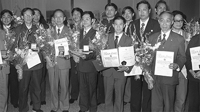 1986年  獲第14屆日內瓦國際發明展金牌